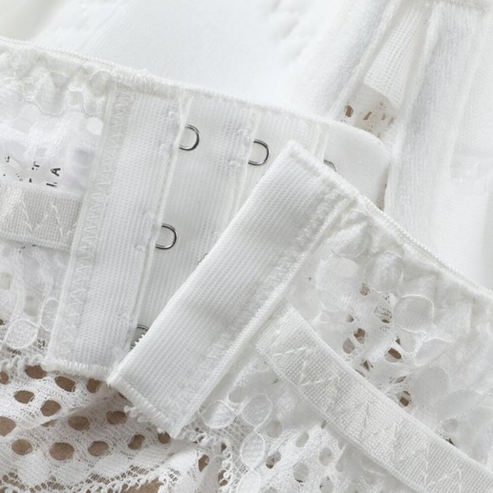 Dreamkue White Lace Trim Spaghetti Strap Bralette Size Small - Picture 3 of 6